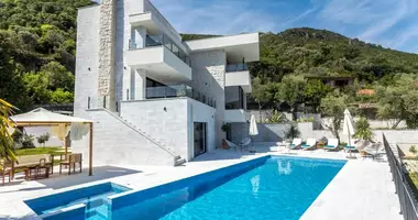 Villa  con Junto al mar en denovici, Montenegro