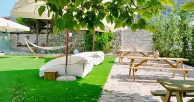 Hotel 481 m² in Skala Potamias, Greece