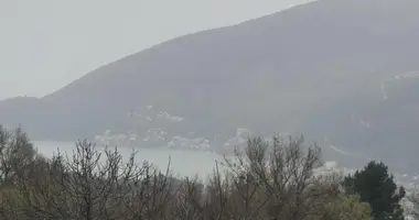 Terrain dans Mojdez, Monténégro