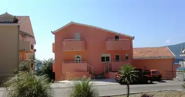 Apartamento en Igalo, Montenegro