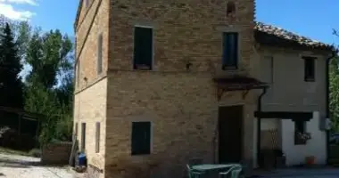 House 11 rooms in Terni, Italy