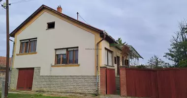 3 room house in Jaszfelsoszentgyoergy, Hungary