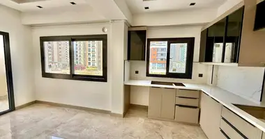 Квартира 3 комнаты в Мезитли, Турция