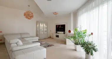 Apartamento 4 habitaciones en Jurmala, Letonia