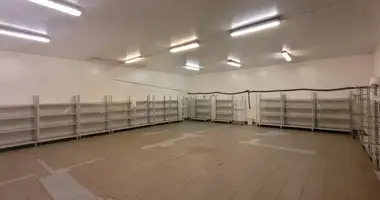 Tienda 100 m² en Cracovia, Polonia