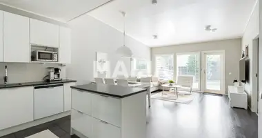 3 bedroom apartment in Jaervenpaeae, Finland