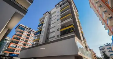 3 room apartment with elevator, with swimming pool, with mountain view in Alanya, Turkey