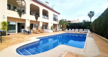 Villa 6 bedrooms with Balcony, with Air conditioner, with Terrace in l Alfas del Pi, Spain