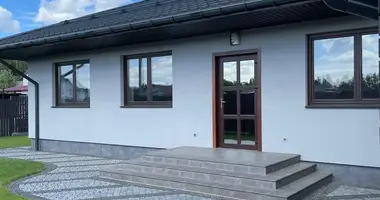 Haus in Astrasyckaharadocki siel ski Saviet, Weißrussland