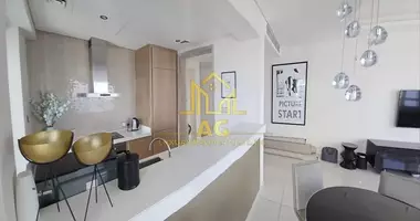 2 room apartment with Furniture, with Parking, with Air conditioner in Dubai, UAE