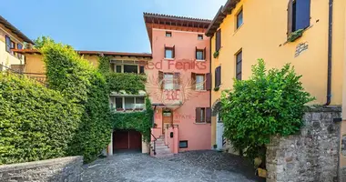 Villa 3 chambres dans Gardone Riviera, Italie