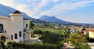 Casa grande 5 habitaciones en Agios Epiktitos, Chipre del Norte