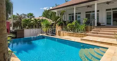 Villa 5 bedrooms with Fridge, with 
rent in Phuket, Thailand