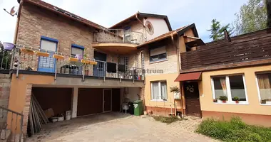 8 room house in Budakeszi, Hungary