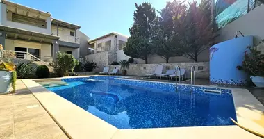 Villa 4 habitaciones con Vistas al mar, con Piscina, con Vista a la montaña en District of Malevizi, Grecia