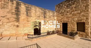 Dom 5 pokojów w Mosta, Malta