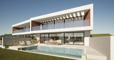 3 bedroom townthouse in Mexilhoeira Grande, Portugal