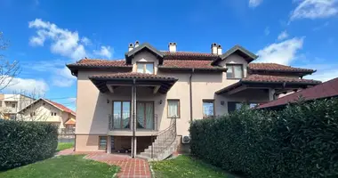 Casa 5 habitaciones en Belgrado, Serbia