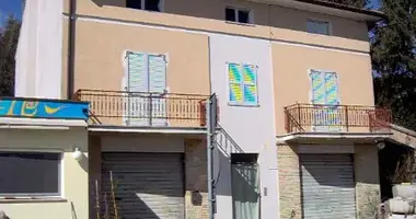 Maison de ville 9 chambres dans Terni, Italie