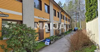 4 bedroom apartment in Helsinki sub-region, Finland