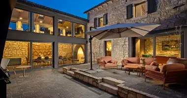 Villa 4 bedrooms in Grad Porec, Croatia