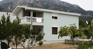Dom 5 pokojów w Dobra Woda, Czarnogóra