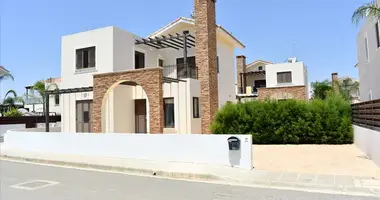 Villa 4 bedrooms with Swimming pool in Sotira, Cyprus