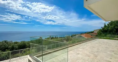 Villa  mit Terrasse, mit Schwimmbad, mit Sauna in Katun-Rezevici, Montenegro