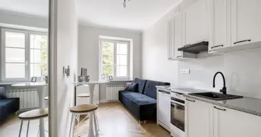 1 room apartment in Warsaw, Poland