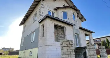 Chalet dans Chaciezyna, Biélorussie