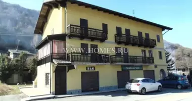 Commercial property 670 m² in Italy