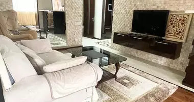 Квартира 2 спальни с Мебель, с Парковка, с Кондиционер в Ташкент, Узбекистан