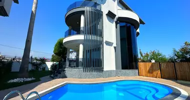 Villa 5 habitaciones con Doble acristalamiento, con Balcón, con Amueblado en Konakli, Turquía