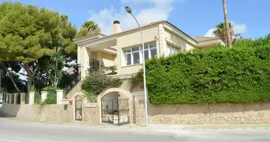 4 bedroom house in Orihuela, Spain