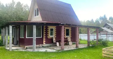 Casa en Bialarucki sielski Saviet, Belarús