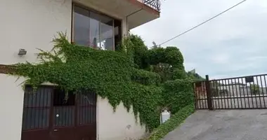 Adosado Adosado 15 habitaciones en Terni, Italia