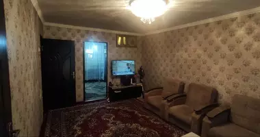 Квартира 2 комнаты с балконом в Ташкент, Узбекистан