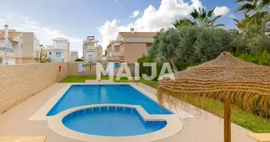 2 bedroom apartment in Torrevieja, Spain