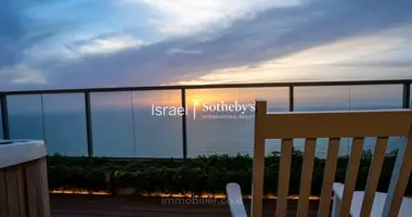 Duplex 6 rooms in Israel