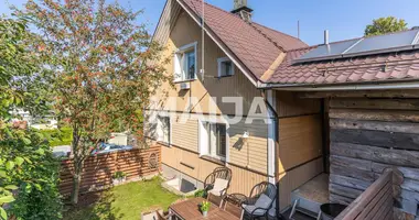 2 bedroom house in Helsinki sub-region, Finland