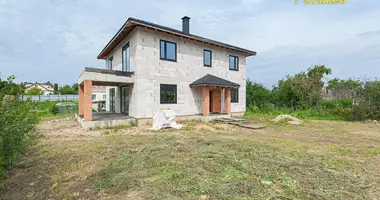 Haus in Schdanowitschy, Belarus