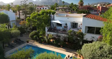 Villa  mit Parkplatz, mit Terrasse, mit Garage in l Alfas del Pi, Spanien