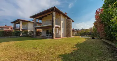 Villa 3 bedrooms with optic fiber in Manerba del Garda, Italy