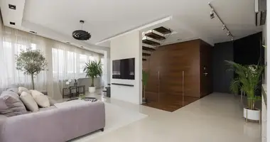 Apartamento 5 habitaciones en Varsovia, Polonia