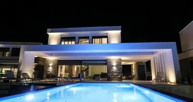 Villa 6 Zimmer mit Meerblick, mit Schwimmbad, mit Stadtblick in Pefkochori, Griechenland