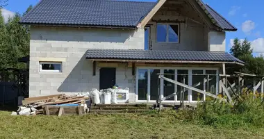 Haus in Zodzinski siel ski Saviet, Weißrussland