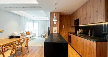 2 bedroom apartment in Madrid, Spain