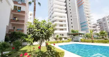 Wohnung 2 Zimmer mit Schwimmbad, mit Elektrogenerator, mit Blagoustroennaya territoriya kompleksa in Alanya, Türkei