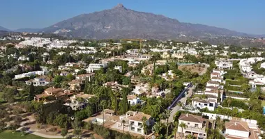 Casa 5 habitaciones en San Pedro Alcantara, Španjolska
