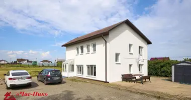Dom wolnostojący w Fanipalski sielski Saviet, Białoruś
